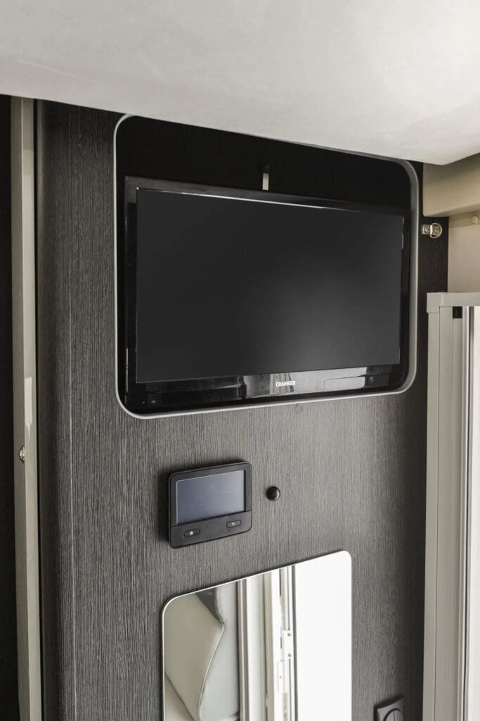 rt-zefiro-665-uk-034-1920w