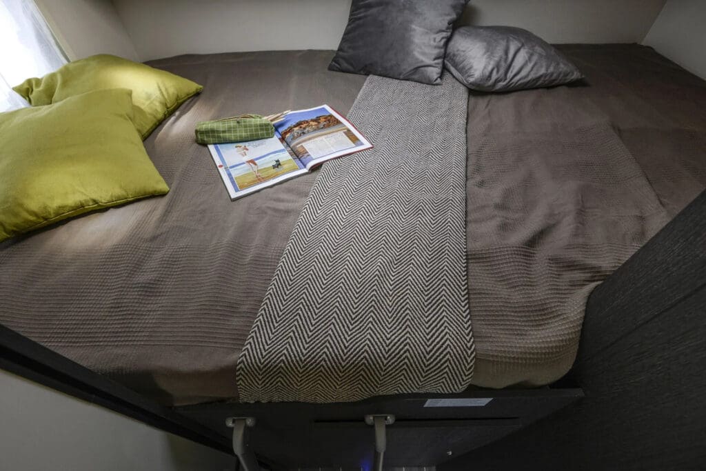 rt-zefiro-665-uk-057-1920w