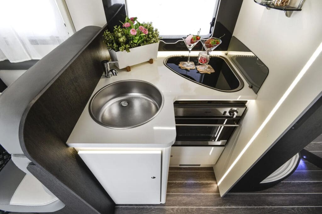 rt-zefiro-696-uk-039-1920w